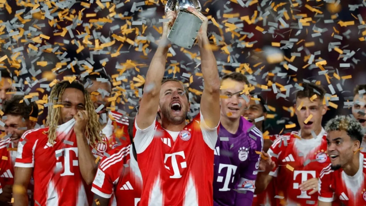 Kane đoạt Cup thứ hai cùng Bayern: Vinh quang tiếp nối vinh quang