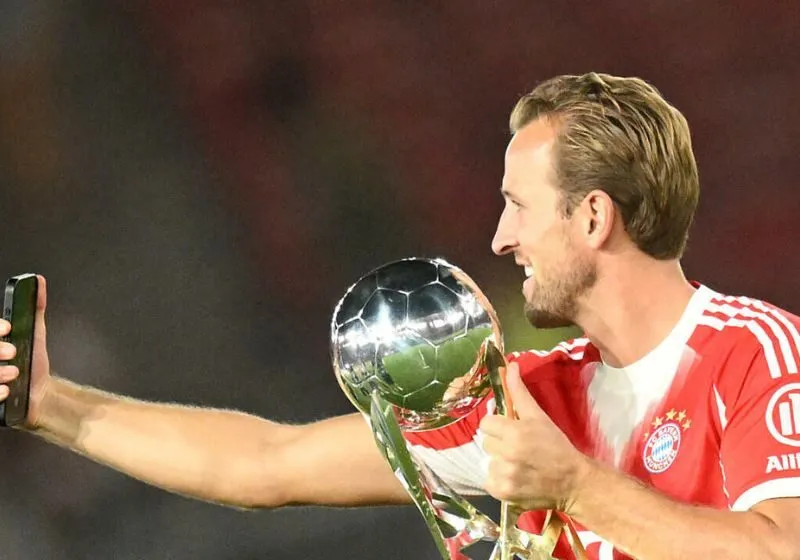 Harry Kane phản pháo Owen