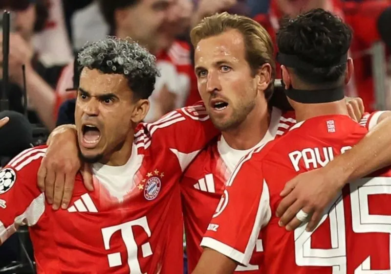 Kane lập cú đúp giúp Bayern hạ Chelsea